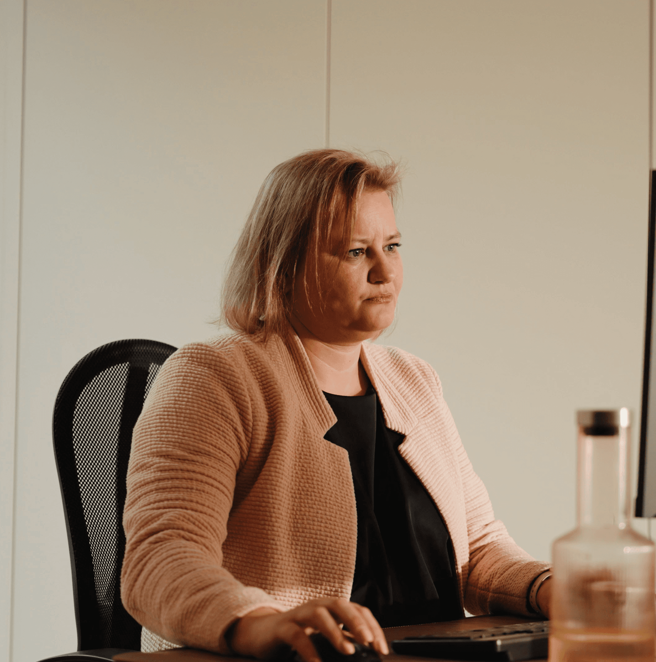 persoon aan de computer